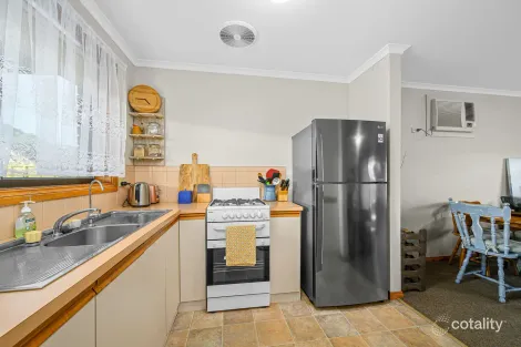 Property photo of 2/39-41 Chynoweth Avenue Hackham SA 5163