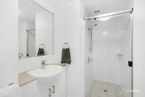 Property photo of 206/21 Patrick Lane Toowong QLD 4066