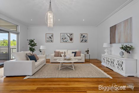 Property photo of 8 Willow Avenue Glen Waverley VIC 3150