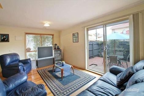 Property photo of 16 Gateway Close Chadstone VIC 3148