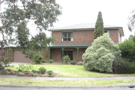 Property photo of 10 Kristen Close Glen Waverley VIC 3150