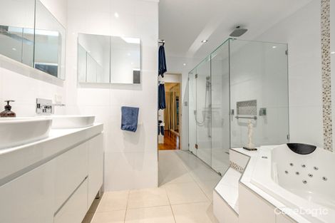 Property photo of 144 Hillview Crescent Whitfield QLD 4870