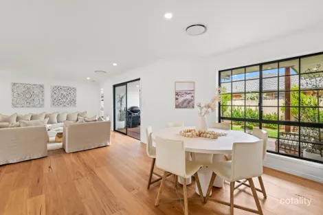 Property photo of 9 Nuthatch Street Burleigh Waters QLD 4220