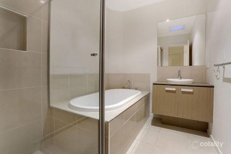 Property photo of 24 Merlin Drive Cranbourne North VIC 3977