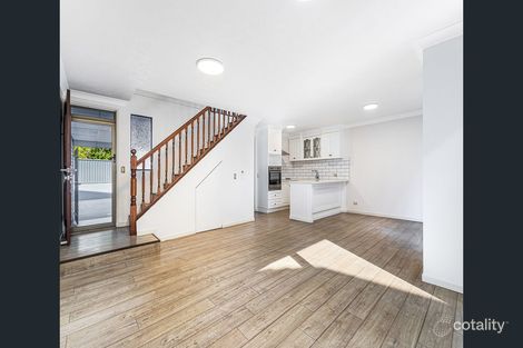 Property photo of 4/51 Bauer Street Southport QLD 4215