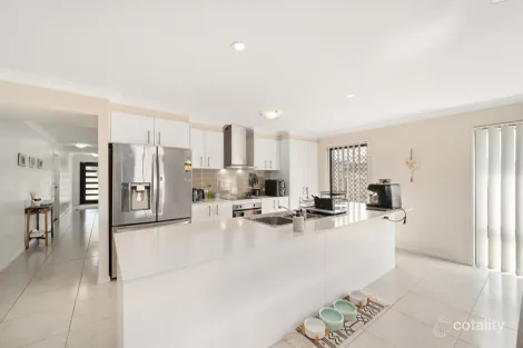 Property photo of 10 Hinton Crescent Mango Hill QLD 4509