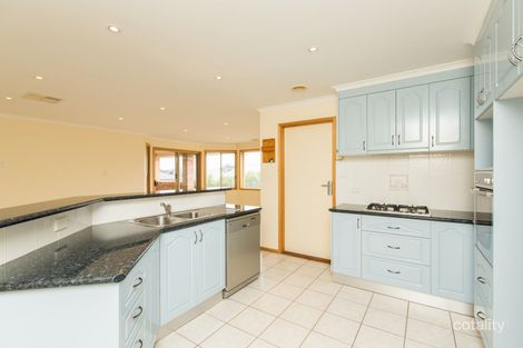 Property photo of 10 Balala Crescent Bourkelands NSW 2650