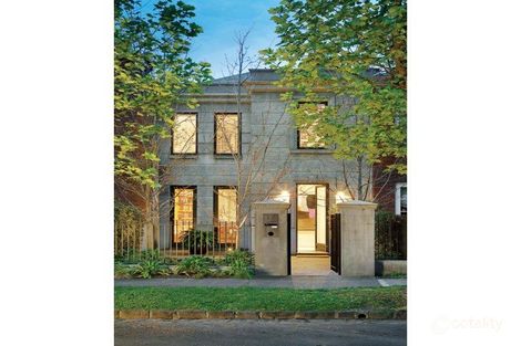 Property photo of 1A Landale Road Toorak VIC 3142
