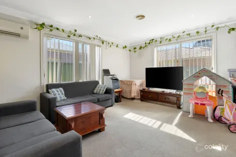 Property photo of 30 Fawkner Lane Craigieburn VIC 3064