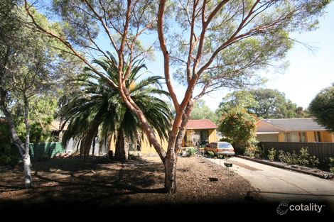 Property photo of 32 Fairview Grove Hackham West SA 5163