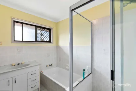 Property photo of 63 Dover Street Pialba QLD 4655