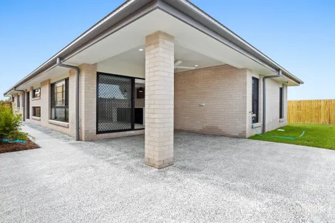 Property photo of 8 Outlook Court Ormeau QLD 4208