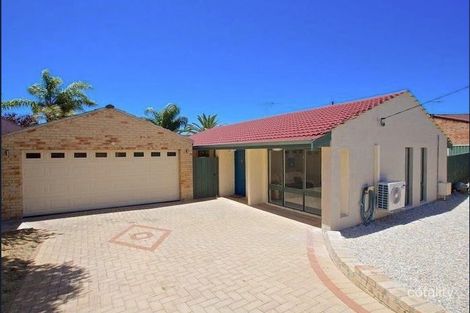 25 Glenbank Cres, Kallaroo, WA 6025