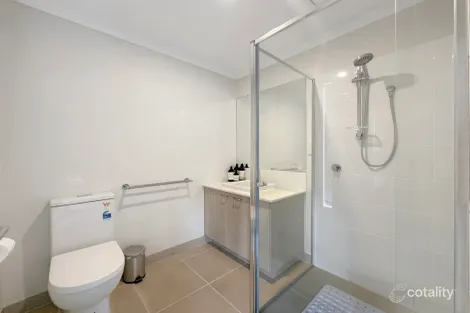 Property photo of 20 Spindle Street Clyde North VIC 3978