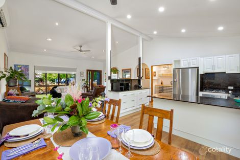 Property photo of 16 Di Savia Close Whitfield QLD 4870