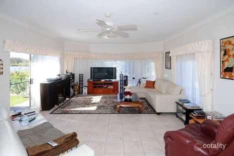 Property photo of 5 Kallatina Place Yamba NSW 2464