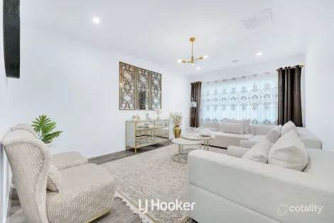 Property photo of 16 Oregano Drive Lynbrook VIC 3975