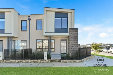 Property photo of 21 Portobello Boulevard Clyde North VIC 3978