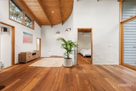 Property photo of 45 Lower Road Eltham North VIC 3095