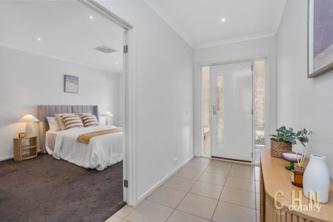 Property photo of 8 Brownlow Drive Point Cook VIC 3030