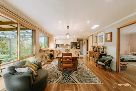 Property photo of 34 Second Avenue Cockatoo VIC 3781
