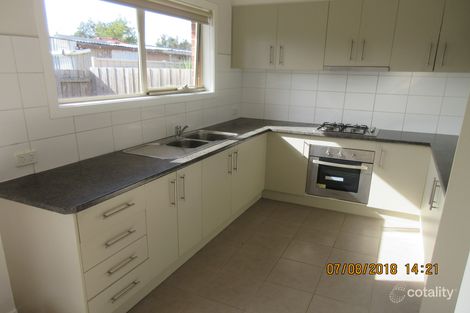 Property photo of 32 Holmes Street Ardeer VIC 3022