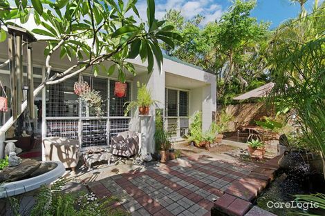 Property photo of 3/165 Harold Street West End QLD 4810