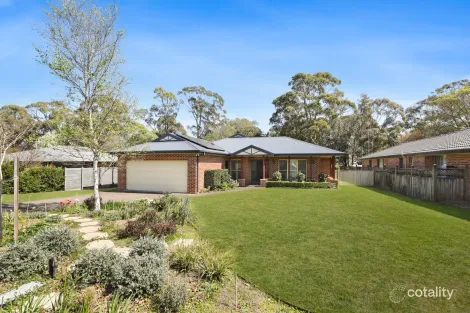 Property photo of 12 Linden Way Bowral NSW 2576