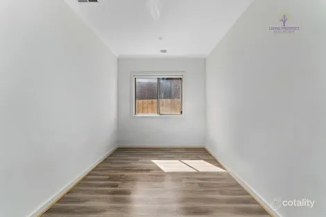 Property photo of 25 Kangaroo Crescent Aintree VIC 3336