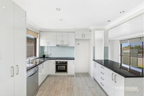 Property photo of 22 Gorokan Drive Lake Haven NSW 2263
