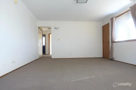 22 Gloucester Cct, Albion Park, NSW 2527