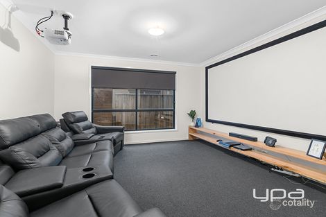 Property photo of 27 Ravida Avenue Harkness VIC 3337