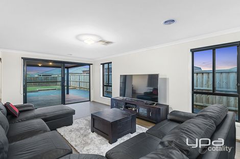 Property photo of 27 Ravida Avenue Harkness VIC 3337