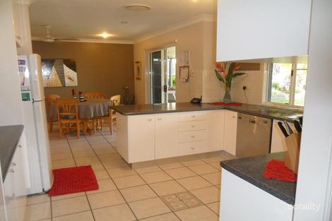 Property photo of 9 Pipeline Drive Blacks Beach QLD 4740