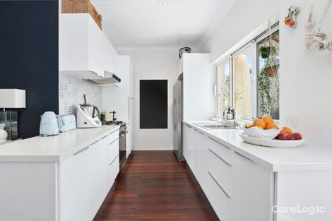Property photo of 30 Windsor Parade North Narrabeen NSW 2101