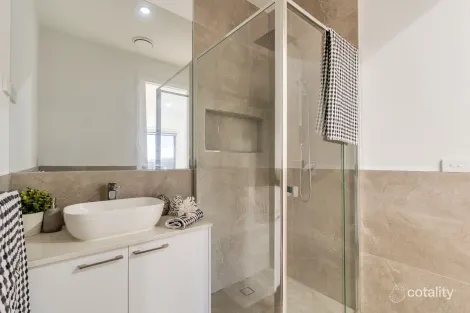 Property photo of 12 Xenon Road Kalkallo VIC 3064