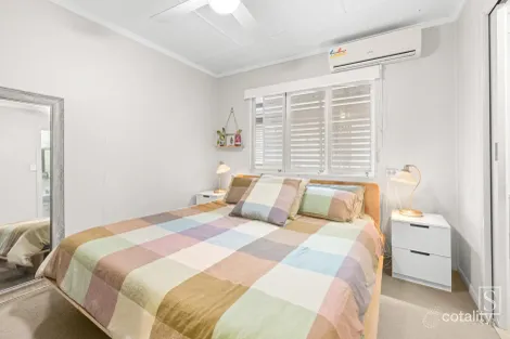 Property photo of 36 Oxley Station Road Oxley QLD 4075