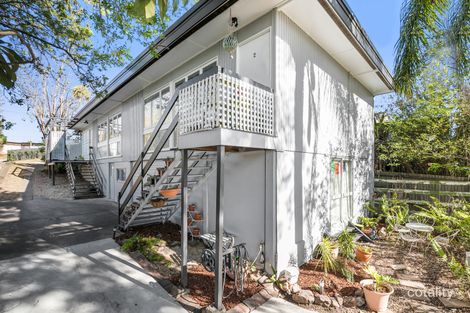 10 Lowanna St, Kenmore, QLD 4069