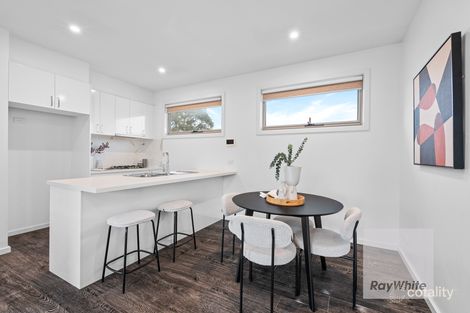 Property photo of 23 Emu Parade Jacana VIC 3047