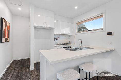 Property photo of 23 Emu Parade Jacana VIC 3047