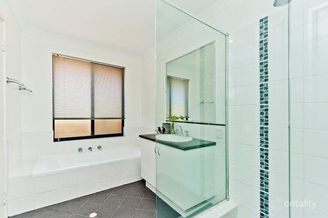Property photo of 10 Majorca Elbow Hocking WA 6065