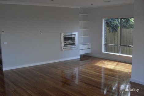 Property photo of 1/28 Buchanan Road Berwick VIC 3806