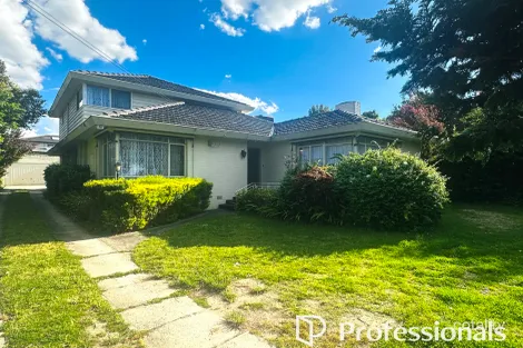 46 Wilson Rd, Glen Waverley, VIC 3150