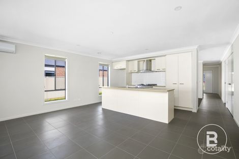 Property photo of 18 Silver Leaf Way Winter Valley VIC 3358