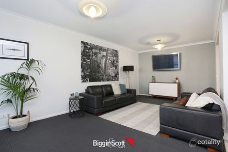 Property photo of 10 Oconnell Street Berwick VIC 3806
