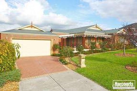 Property photo of 12 Minton Walk Narre Warren South VIC 3805