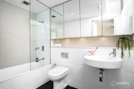 Property photo of 207/76-88 Crown Street Woolloomooloo NSW 2011