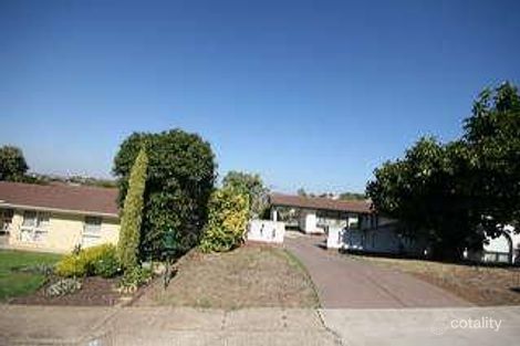 17 Warakila Rd, Sheidow Park, SA 5158