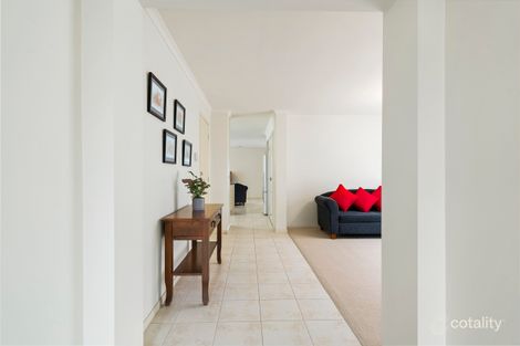 Property photo of 15 Blenheim Way Caroline Springs VIC 3023
