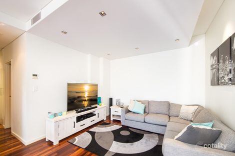 Property photo of 4/19-23 Delmar Parade Dee Why NSW 2099